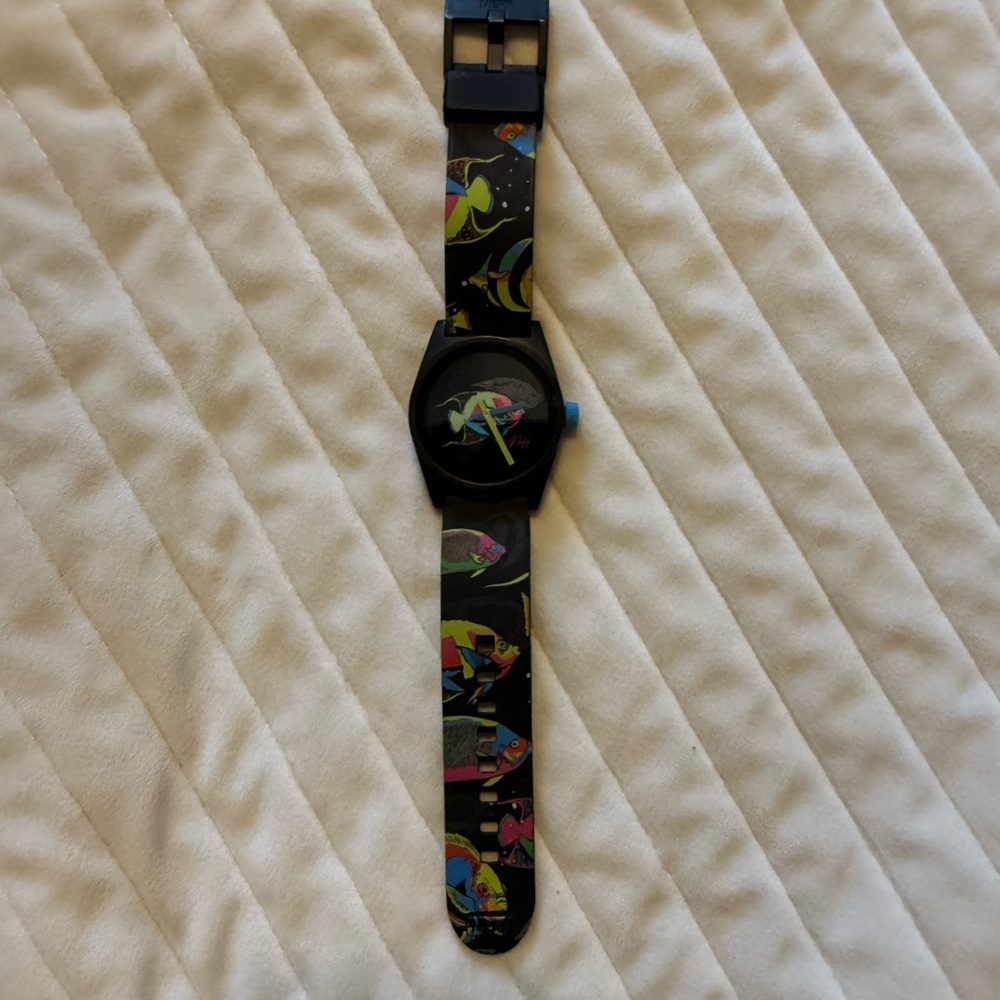 Neff Colorful Fish Design Watch - Picture 2 of 3
